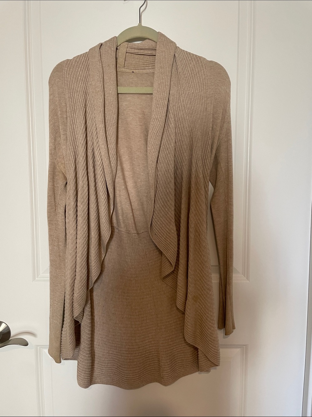 White House Black Market vintage beige Women's Sweater Cardigan XS